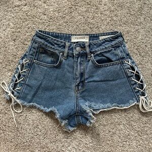 Pacsun lace up shorts